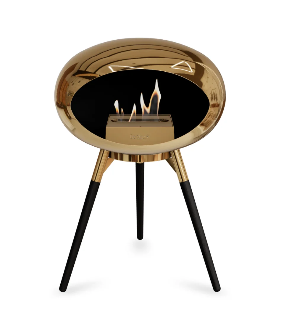 Small fireplace in rosegold